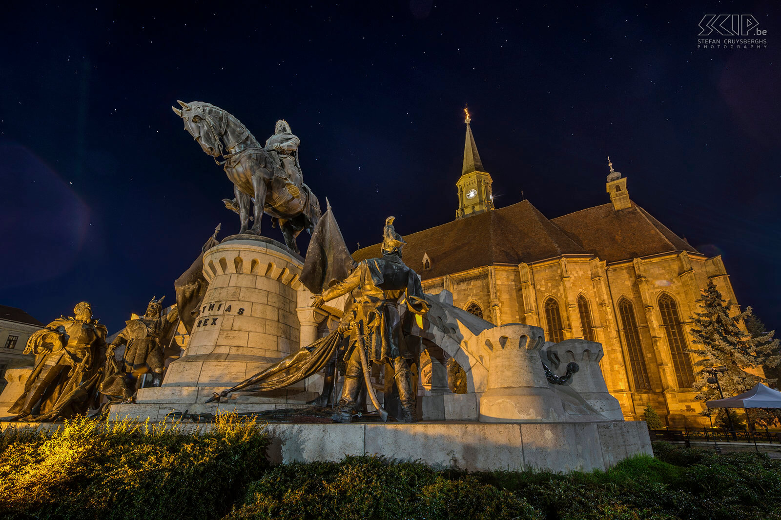 Cluj-Napoca - Matthias Corvinus monument On the square near the St. Michael's Church the bronze monument for Matthias Corvinus has been constructed. Matthias Corvinus was King of Hungary and Croatia from 1458 to 1490. Stefan Cruysberghs